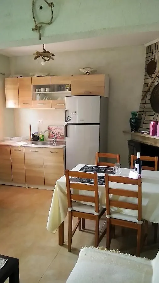 Villa Costa 아기아 트리아스