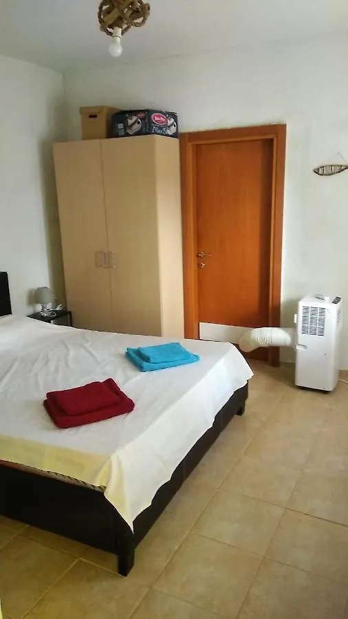 Villa Costa 아기아 트리아스